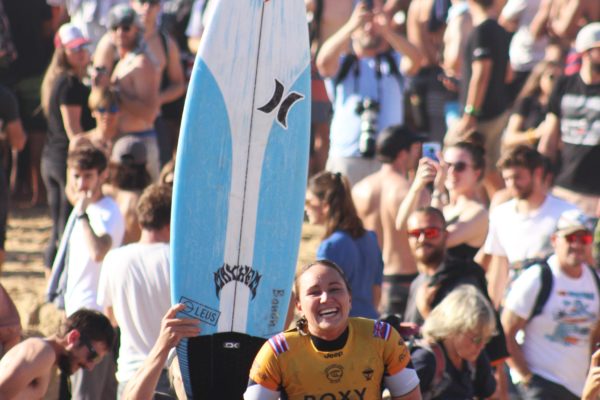 missyfruit-moore-roxy-pro-france-winner